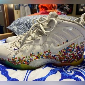 nike foamposite pro fruity pebbles - size 6.5y - 644792 101 - ships fast